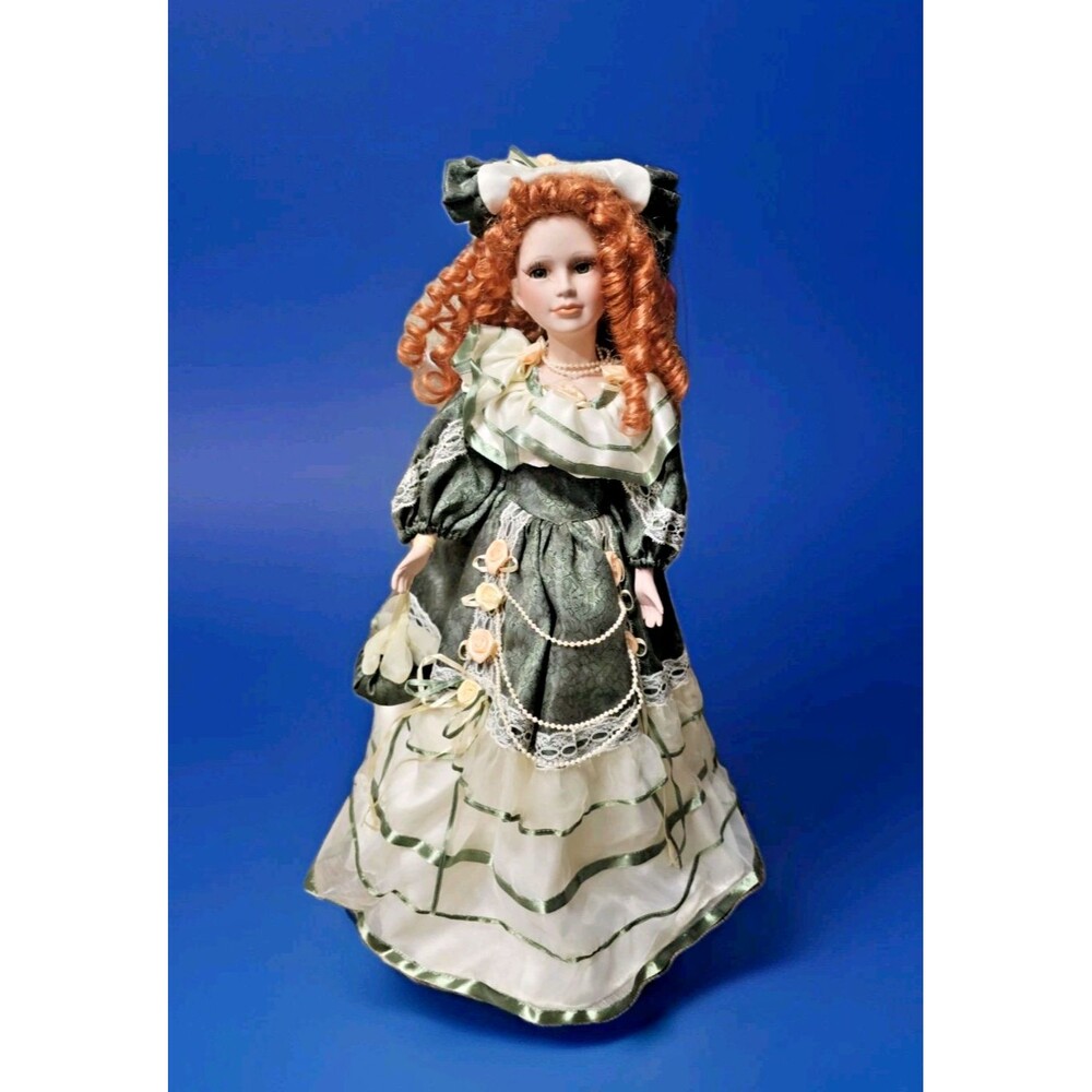 Red Head  VICTORIAN 🎀 BEAUTY Beautiful PORCELAIN Doll 20"  GREEN
